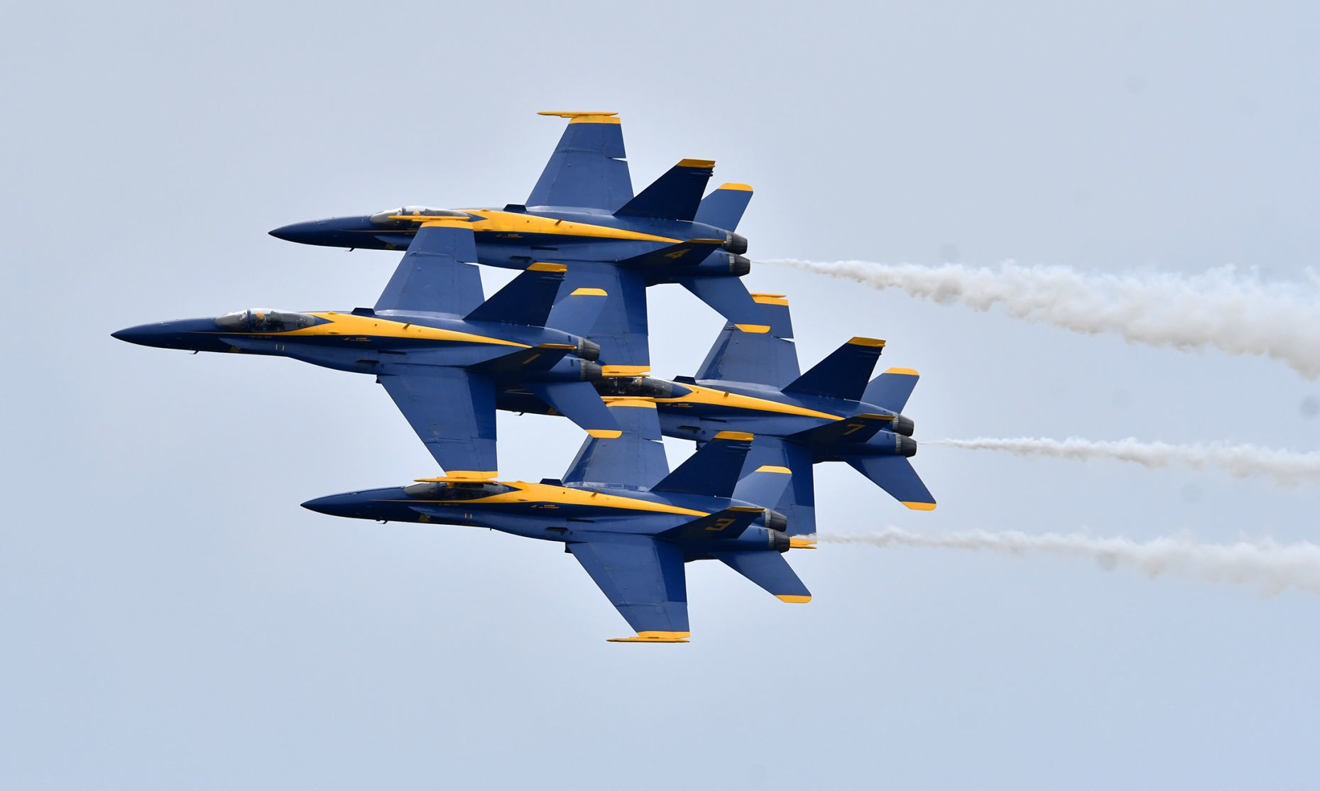 Practice day for the Quad City Air Show